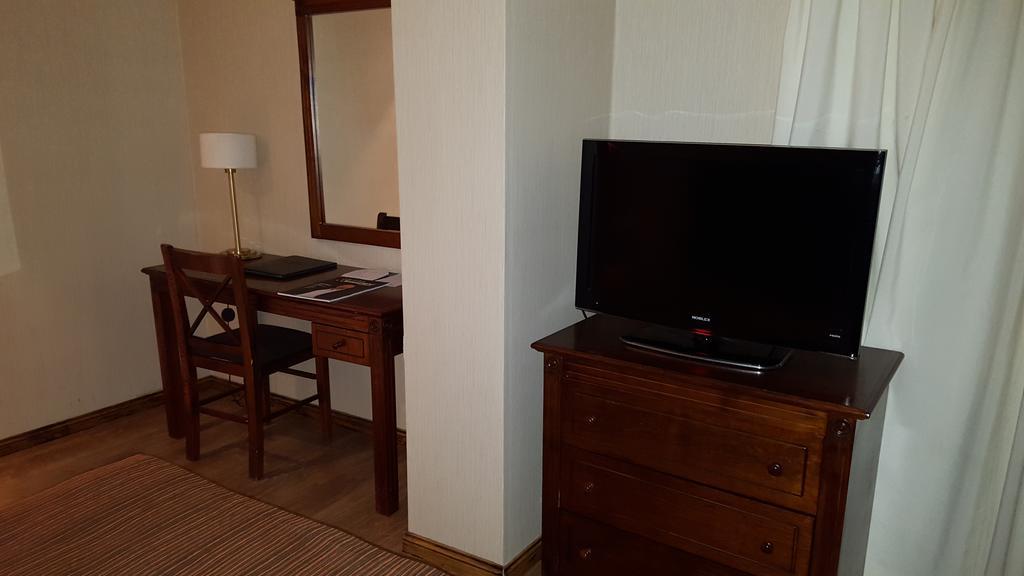 Howard Johnson By Wyndham San Pedro Luaran gambar